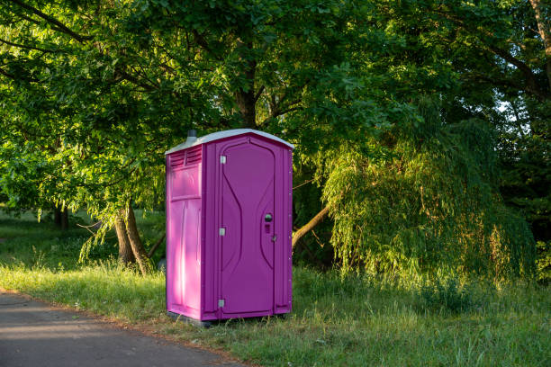 Best Best portable toilet rental  in Lewiston, ME