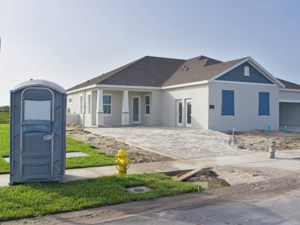 Best Best portable toilet rental  in Lewiston, ME